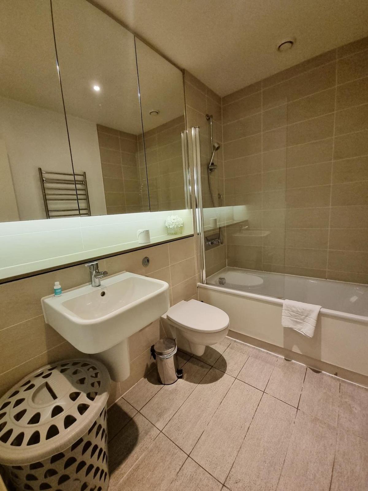 Centre Flat Near Sights Appartamento Londra