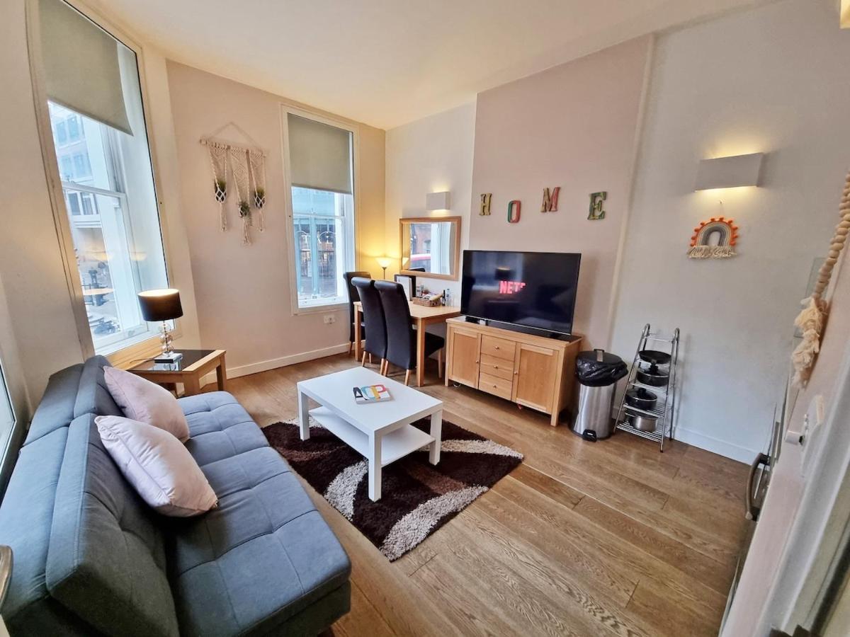 Centre Flat Near Sights Appartamento *
